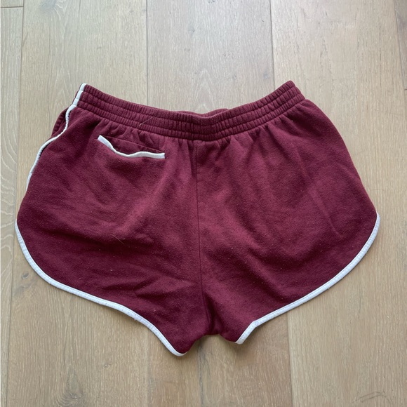 Women’s Colsie shorts - Picture 2 of 3